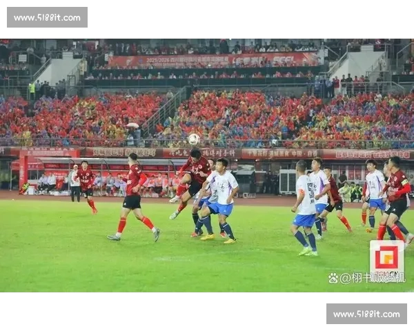 连超激战：场均 6.7 球点燃全城足球热情